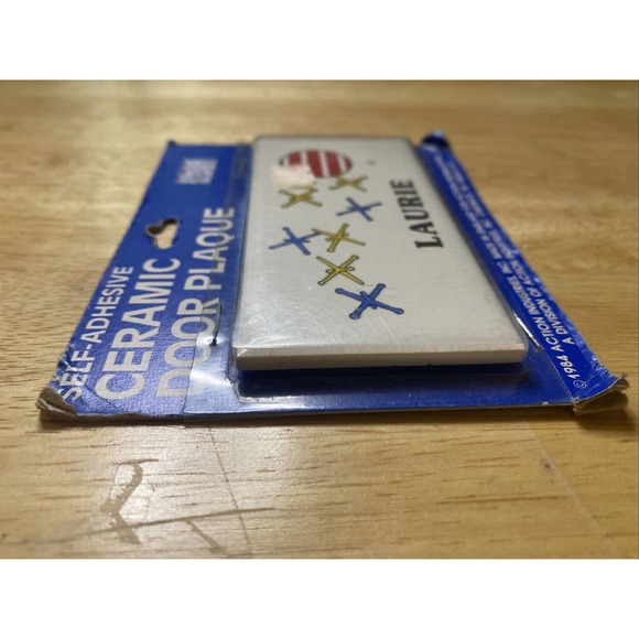 Vintage Dead Stock LAURIE With The Game Jacks Ceramic Name Plaque Wall Sign 1984 - Picture 3 of 12